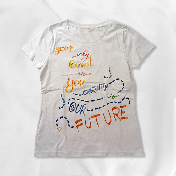 B.WANT.B Black Label T-shirt "Creative Future" Bianca Dipinta a mano Woman