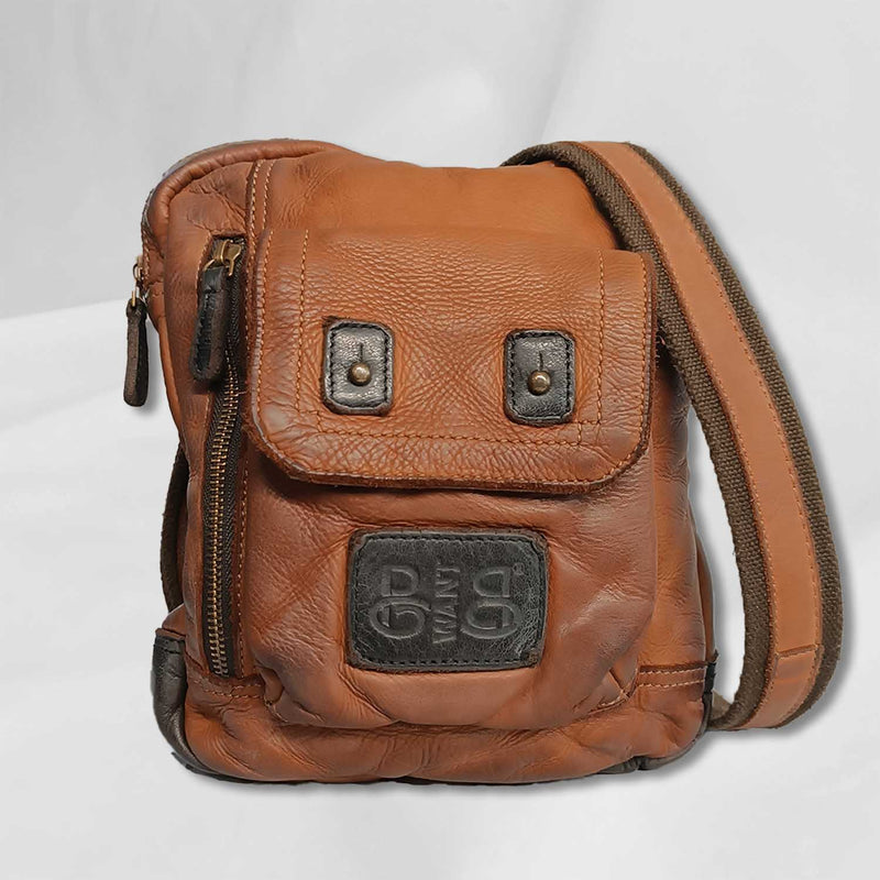 Tracolla in Pelle "Leather Flat Tablet CrossBody" con dettagli di telone camion riciclato