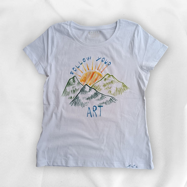 B.WANT.B Black Label T-shirt "Artistic Mountain" Bianca Dipinta a mano Woman